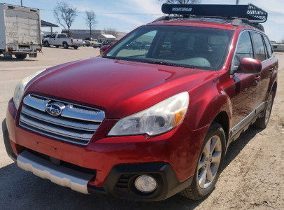 2013 Subaru Outback - AWD!