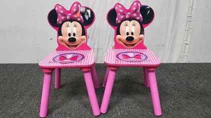 Pair of Kids Minnie Mouse Bow For Me Chairs
