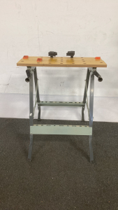 Adjustable Work Bench