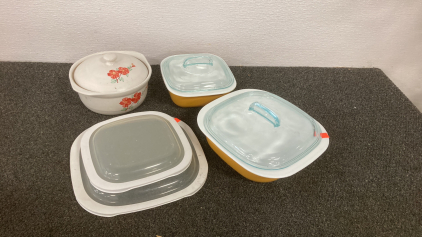 Casserole Dishes with Lids