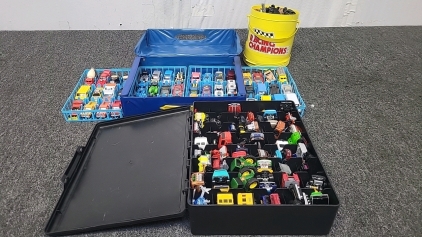 Hotwheels Car Collection of Over 100 Hotwheels Cars