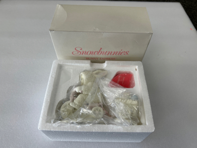 Dept 56 Snowbunnies &ldquo;Bunny Express&rdquo; 26287 Released 1997
