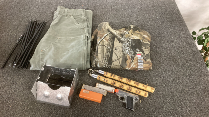 33/30 Carhartt Pants, Numchucks, and More