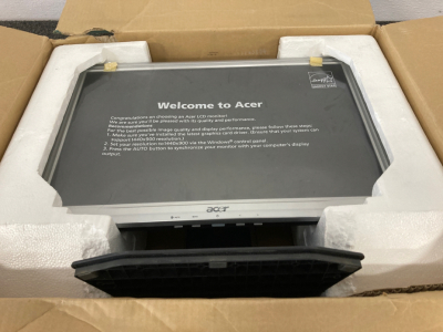 19&rdquo; LCD Monitor