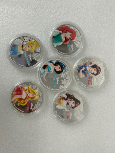 (6) Collectible Disney Princesses Coins
