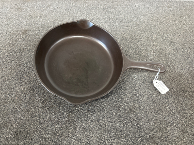 Cast Iron 9&rdquo; Early Wagner #6 Skillet