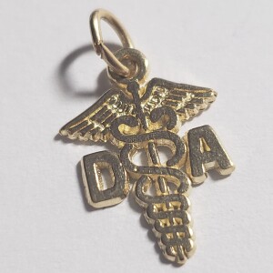 10K Pendant