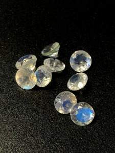 Genuine Moonstone(5ct)