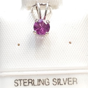Silver Garnet(0.32ct) Pendant