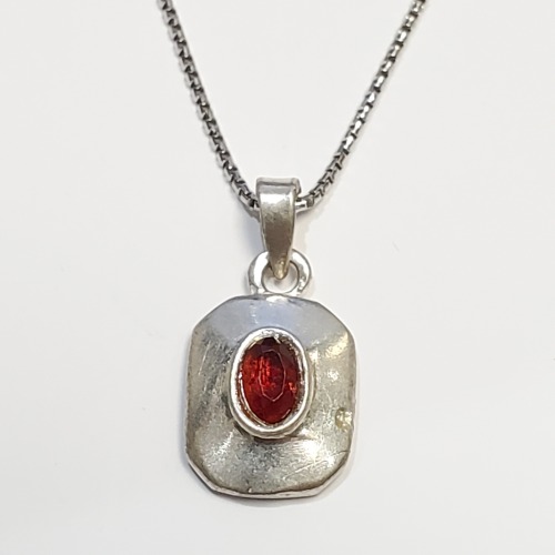 Silver Garnet(0.5ct) Necklace