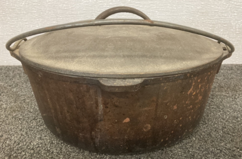 USA Made Cast Iron Dutch Oven With Lid