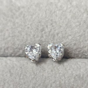 14K Cz Screwback Earrings
