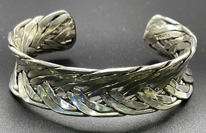 (1) Sterling Silver Taxco Brand Braided Cuff Halmarked 925 Mexico TE-50