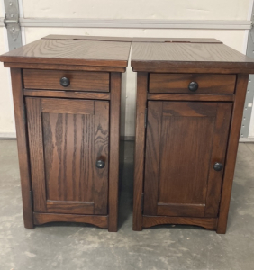 (2) Matching End Tables