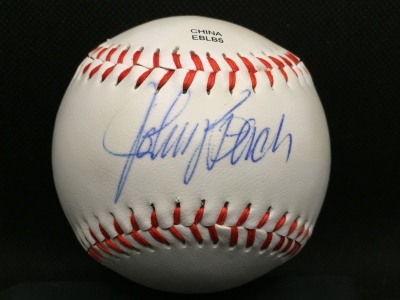 Johnny Bench Autographed Baseball