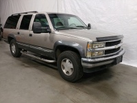 1999 Chevrolet Suburban LS 4X4