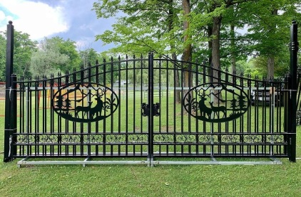 20' Wrought Iron Custom Driveway Gates - Idaho Wildlife