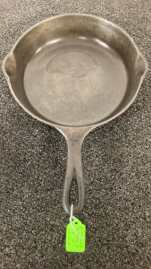 Wagner Ware Sidney -0- #6 9&rdquo; Cast Iron Skillet