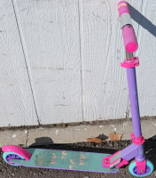 Madd Girl's Scooter