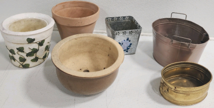 (6) Assorted Garden Pots
