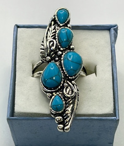 (1) Turquoise Ladies Ring Size 8