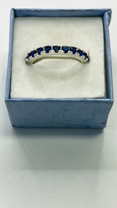 (1) Blue Sapphire Ladies Ring Size 8-1/2
