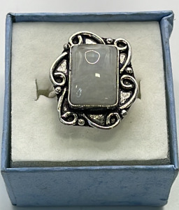 (1) Moonstone Gemstone Ladies Ring Size 9