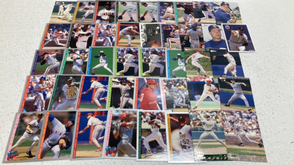 (42) 90s Baseball Cards