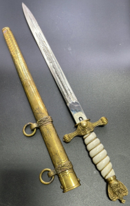 (1) WWII German (Kriegsmarine) Navy Officers Dagger W/ Sheath