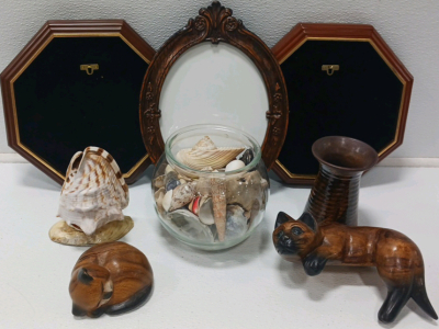 (3) Frames (2) Wooden Cats And Sea Shells