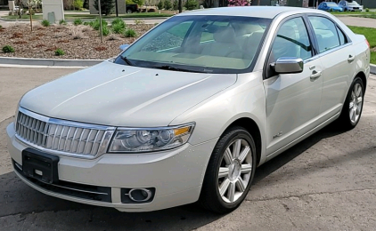 2007 Lincoln MKZ - Leather Seats!