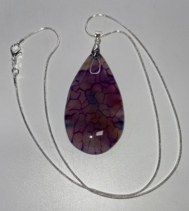 (1) 114.35ct Blue & Pink Dragon Veins Teardrop Agate Gemstone .925 Necklace