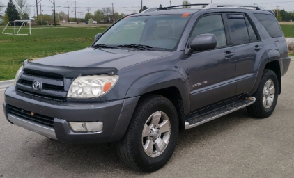 2004 Toyota 4 Runner - 4x4!