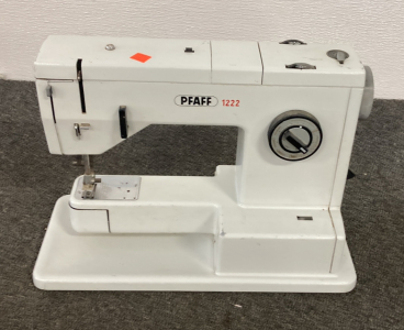 PFAFF Sewing Machine