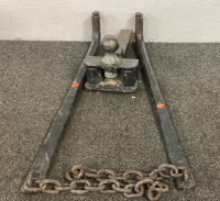 Tow Hitch With Stabling Bars