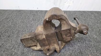 Unmarked Tabletop Vice