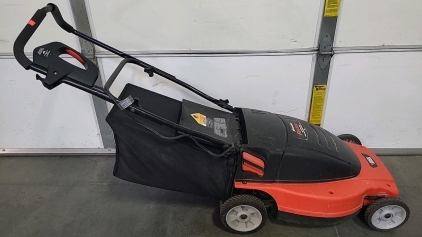 Working Black & Decker 19" Electric Lawn Mower