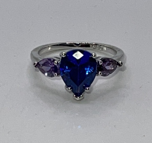 (1) Pear Shaped Shaped Blue Sapphire & Amethyst Gemstone Ring Size 7