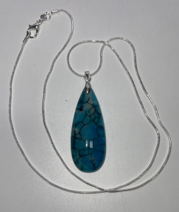 (1) Blue Dragon Veins Teardrop Agate Gemstone .925 Necklace
