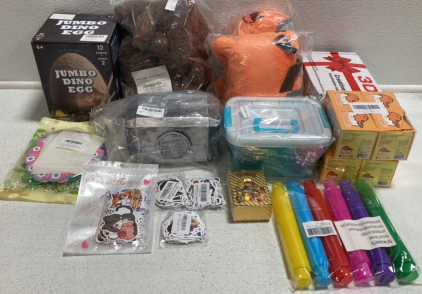 Jumbo Dino Egg, Fidget Toys, Thor&rsquo;s Hammer, 3D Lamps, Pok&eacute;mon Cards, Stickers and more