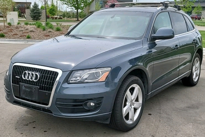 2010 Audi Q5 - AWD!