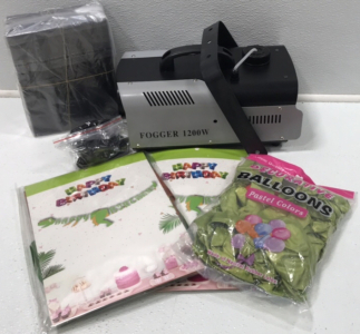 (1) 1200W Fogger (2) Dinosaur Party Kit (1) Decorative Ballons (1) 24pc Black Gift Bags