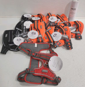 (11) Dog Harnesses, (1) Hummingbird Sheets