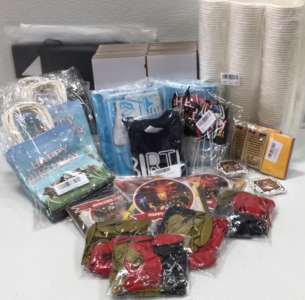 (2) 12.6&rdquo;x9.8&rdquo;x.04&rdquo; Flip Gift Boxes (25) Gift Boxes (3) 12pcs Roblocks Party Bags (1) 300 pack Paper Cups (2) Treasure Hunt Cards (1) 2t Birthday Shirt and More