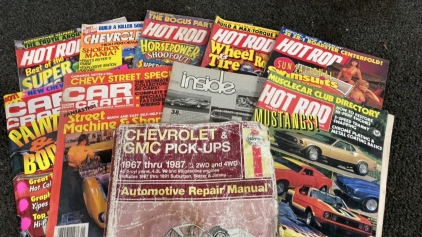 Vintage Car Magazines & Repair Manual