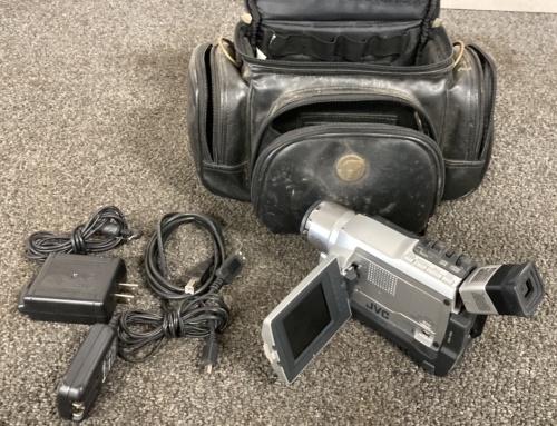 Digital Camcorder w/Bag & Cables