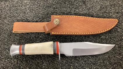 Bone Handle Hunting Knife With Sheath