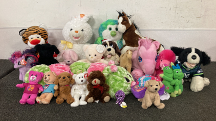 Large Bunch Of Plush Toys