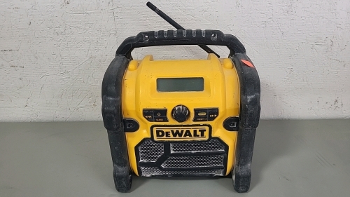 Working Dewalt Radio