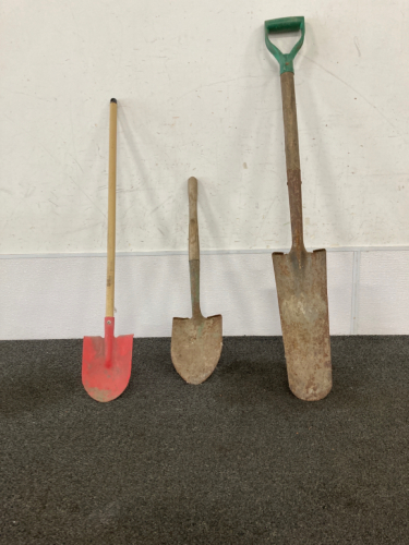 (3) Shovels